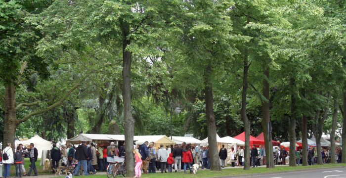 Kunsthandwerkerinnen-Markt 2012
