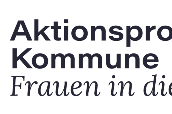 Logo Bild: Logo des „Aktionsprogramm Kommune – Frauen in die Politik“.