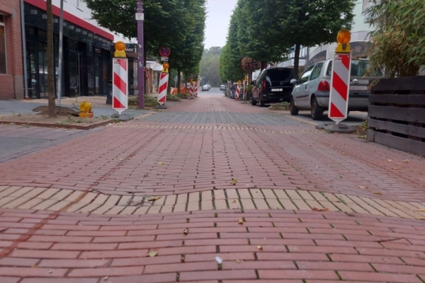 PR 392 - Marktstraße Erneuerung der Fahrbahndecke ab Montag, 9.9.24 - Marktstraße.jpg PR 392 - Marktstraße Erneuerung der Fahrbahndecke ab Montag, 9.9.24 - Marktstraße.jpg