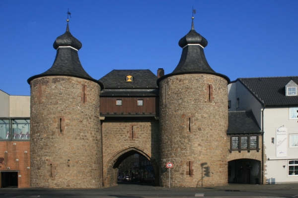 Bild: Der JÃ¼licher Hexenturm. Foto: Bernd Limburg