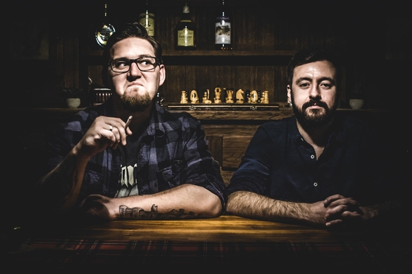 Eine Handvoll Freunde Bild: Cupful Swill, das sind Simon Jülicher und Andre Cremer