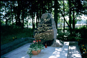 Großtuchen/Gedenkstein