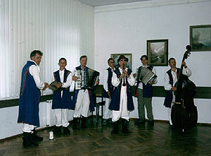 Großtuchen/Kaschubische Trachtenkapelle